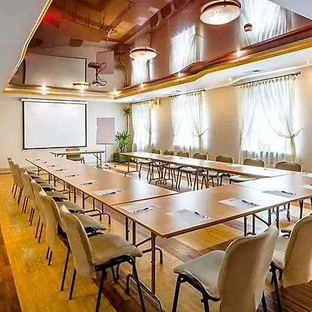 Sm Business & Hotel 3*