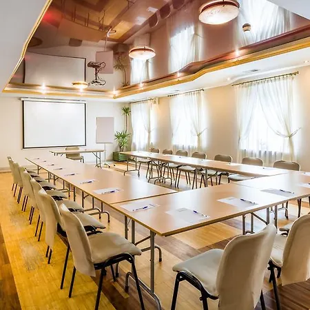 Sm Business & Hotel